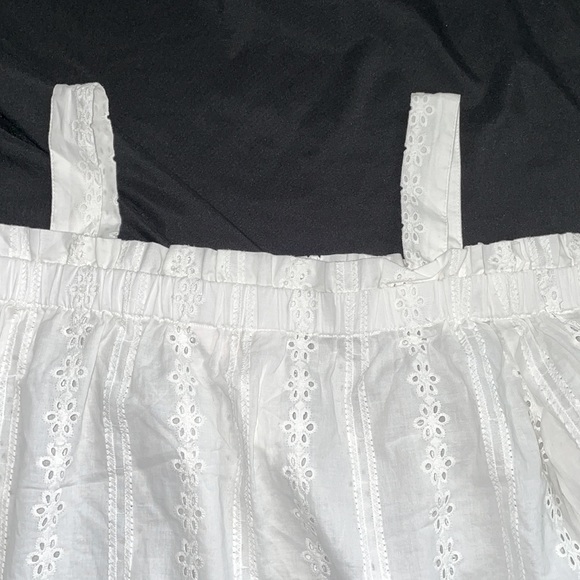 Lauren Conrad Long Sleeve Bohemian Style Top - Picture 4 of 4